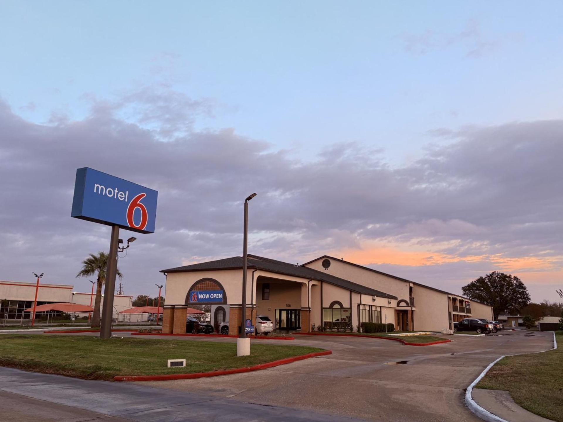 Motel 6 La Porte, Tx Buitenkant foto