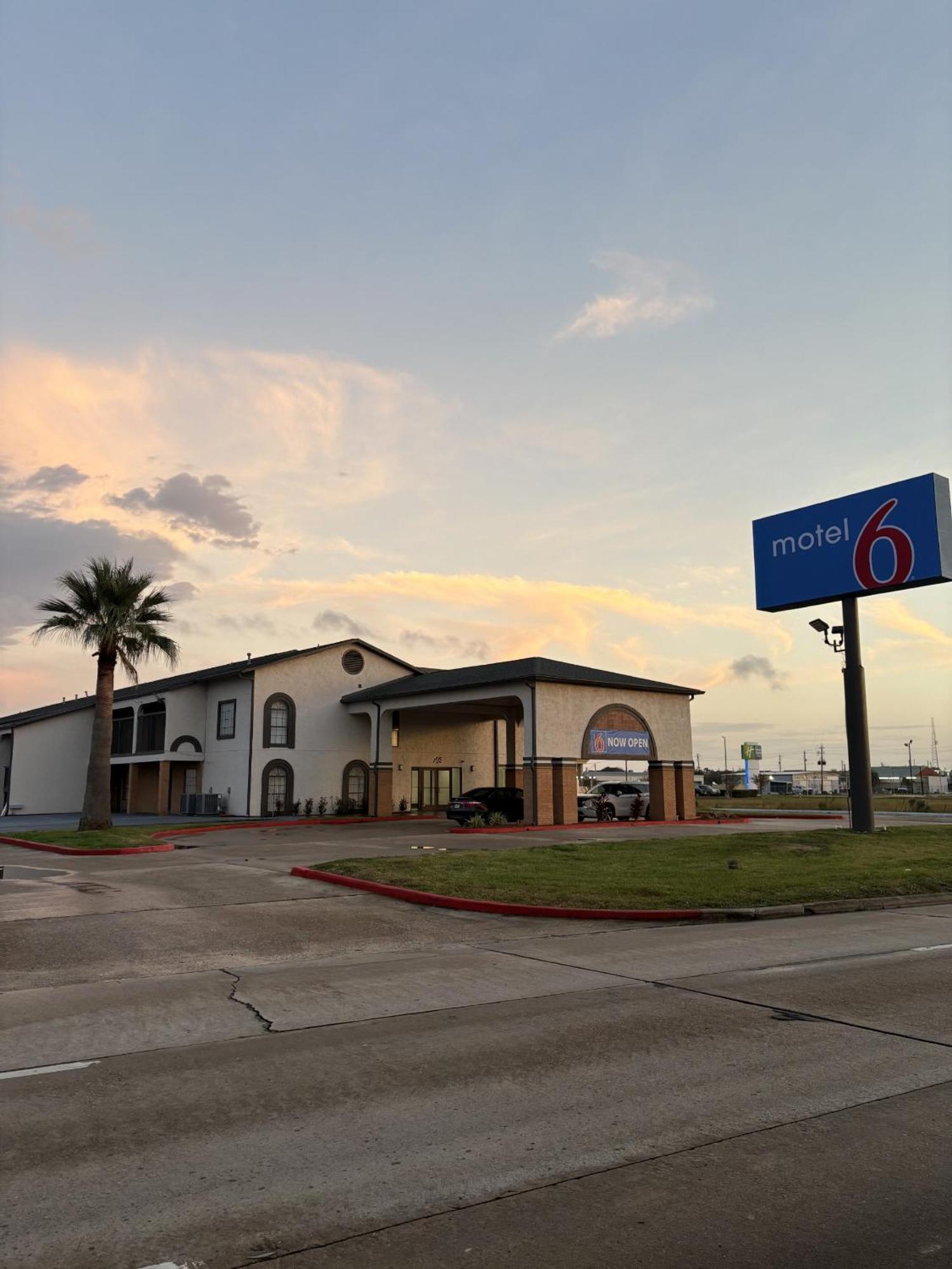 Motel 6 La Porte, Tx Buitenkant foto